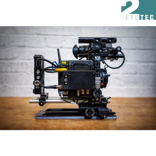 Beispielhafter Aufbau einer ARRI AlexaMini mit einem mittels CrossBracket montierten Teradek Bolt Video Sender