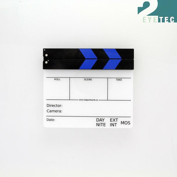 schwarz/blau, Standard